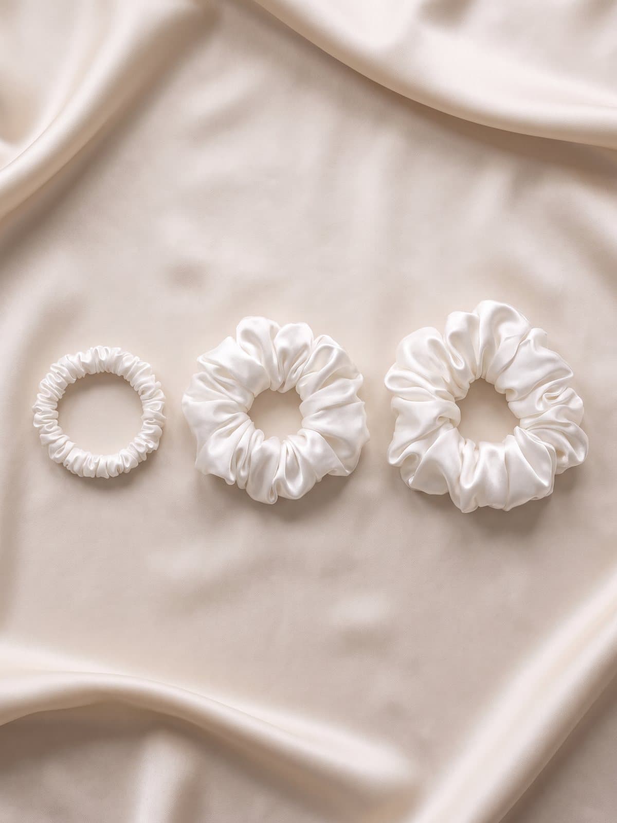 Seiden-Scrunchies · 3er-Set
